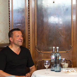 Joachim Mildner, Markus Kiesel und Dietmar Schuth (v.l.n.r.) beim Pressegespräch im Bayreuther Hotel Goldener Anker. Foto: Koch